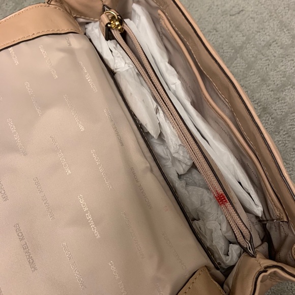 Michael kors bag - Picture 3 of 6